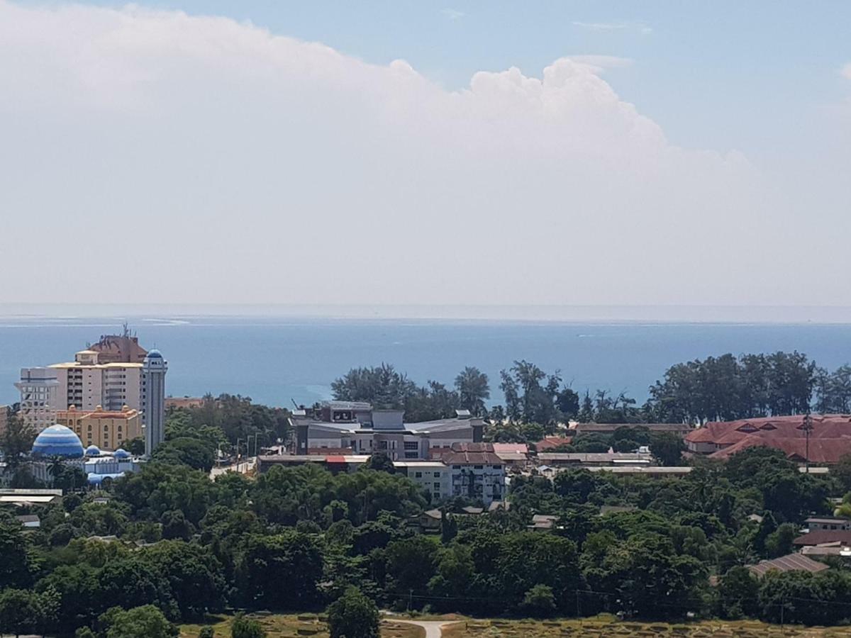 The Executive Seaview 1 At Icon Residence Kuala Terengganu Bagian luar foto