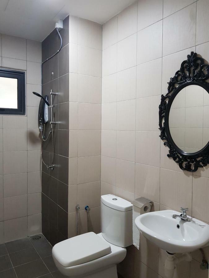 The Executive Seaview 1 At Icon Residence Kuala Terengganu Bagian luar foto