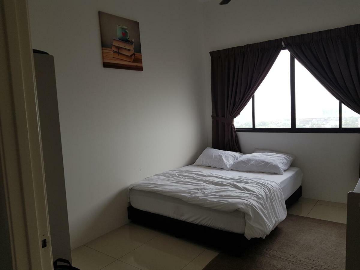 The Executive Seaview 1 At Icon Residence Kuala Terengganu Bagian luar foto